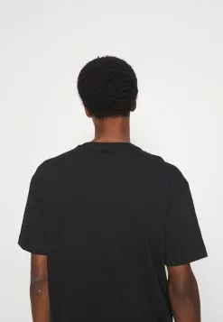 Selected Homme SLHLOOSEGILMAN O NECK TEE - T-shirt Basique - Black 11 Selected Homme SLHLOOSEGILMAN O NECK TEE - T-shirt Basique - Black -Selected Homme Soldes Boutique 09115e2575cc4c20a835fff065053fe8