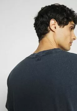 Selected Homme SLHRELAXHERB O NECK TEE - T-shirt Basique - Sky Captain -Selected Homme Soldes Boutique 0973ae70192d426899ea33c2695bc025