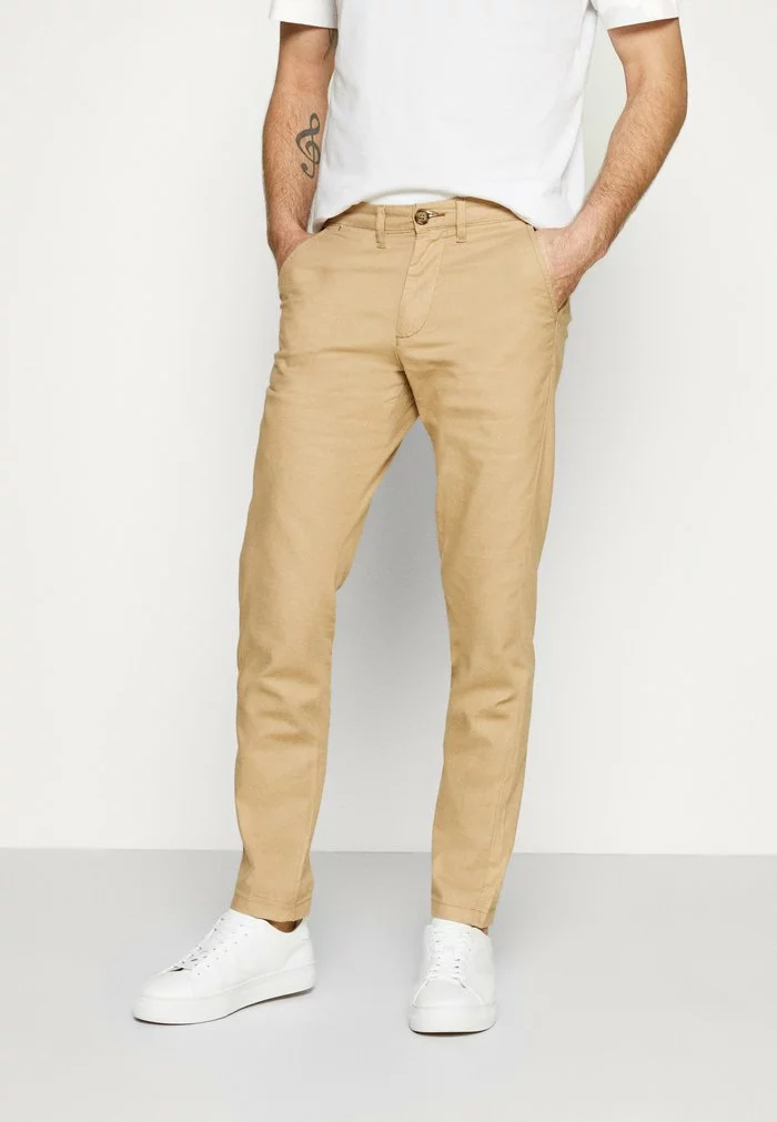 Selected Homme SLHSLIM MILES PANTS - Chino - Cornstalk 1 Selected Homme SLHSLIM MILES PANTS - Chino - Cornstalk