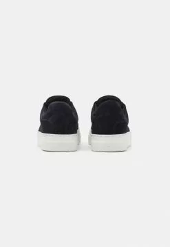 Selected Homme SLHDAVID CHUNKY TRAINER - Baskets Basses - Dark Navy 8 Selected Homme SLHDAVID CHUNKY TRAINER - Baskets Basses - Dark Navy -Selected Homme Soldes Boutique 109ae0f4280c44eeaa23744132fc77fc
