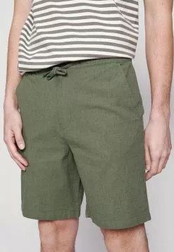 Selected Homme SLHCOMFORT NEWTON - Short - Olivine 13 Selected Homme SLHCOMFORT NEWTON - Short - Olivine -Selected Homme Soldes Boutique 10b970160b8f43f0aad1c33590f14b94