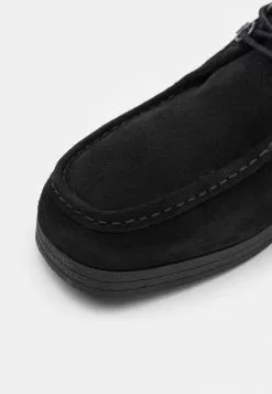 Selected Homme SLHCHRISTOPHER WALLABEE - Chaussures à Lacets - Black -Selected Homme Soldes Boutique 116f8e21a66043f7a79c9eaae2307938