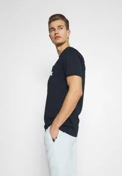 Selected Homme SLHENZO POCKET O NECK TEE - T-shirt Basique - Navy Blazer -Selected Homme Soldes Boutique 133028344e7e4f709def68d1f619a5fb