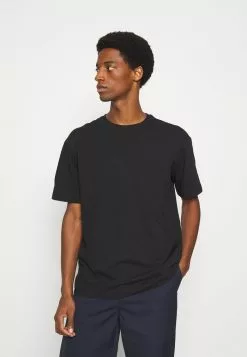 Selected Homme SLHLOOSEGILMAN O NECK TEE - T-shirt Basique - Black
