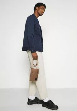 Selected Homme SLHJANGO JACKET - Veste Légère - Navy Blazer 12 Selected Homme SLHJANGO JACKET - Veste Légère - Navy Blazer -Selected Homme Soldes Boutique 1813480766ec491dba30e5d245f96d3a