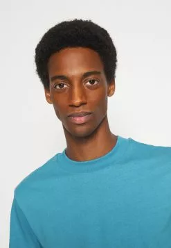 Selected Homme SLHRELAXCOLMAN O NECK - T-shirt Basique - Bluejay 9 Selected Homme SLHRELAXCOLMAN O NECK - T-shirt Basique - Bluejay -Selected Homme Soldes Boutique 1a20e6d853fa44559b6ee744d37361c4