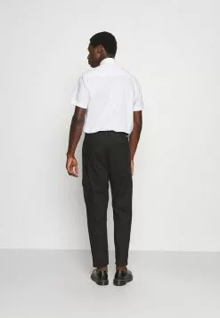 Selected Homme SLHSLIMTAPERED NORMAN PANTS - Pantalon Cargo - Black -Selected Homme Soldes Boutique 1b9056278ab84b828b3b385fba218cae