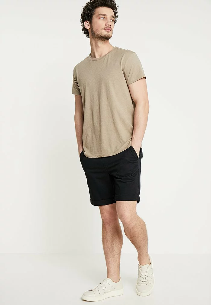 Selected Homme SLHSTRAIGHT PARIS - Short - Black 2 Selected Homme SLHSTRAIGHT PARIS - Short - Black – Image 2