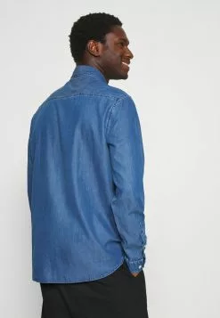 Selected Homme SLHREGSTANLEY SHIRT - Chemise - Medium Blue Denim -Selected Homme Soldes Boutique 2134bde0e2e24353b35931d575c58f4a