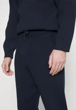 Selected Homme SLHNIO PANT - Pantalon De Survêtement - Sky Captain -Selected Homme Soldes Boutique 22619ed4aed64a2da865ff34d45ea0f1