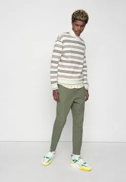 Selected Homme SLIMTAPERED NEWTON - Pantalon Classique - Olivine -Selected Homme Soldes Boutique 28987d5454ec4772a13364113aad683f