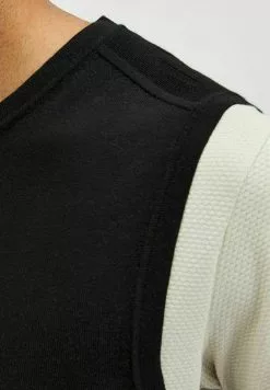 Selected Homme Débardeur - Black 8 Selected Homme Débardeur - Black -Selected Homme Soldes Boutique 2940ede4d4c34df585e6011ff1427fae