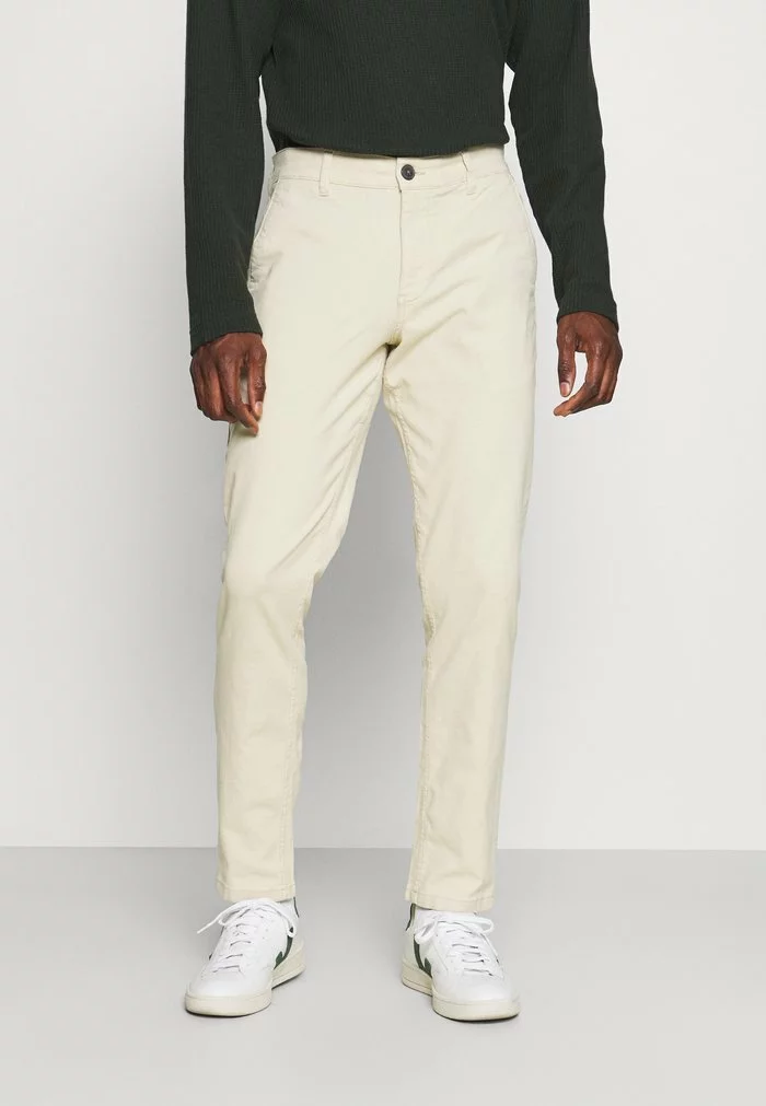 Selected Homme SLHSLIM CHESTER FLEX PANTS - Chino - Oyster Gray 1 Selected Homme SLHSLIM CHESTER FLEX PANTS - Chino - Oyster Gray