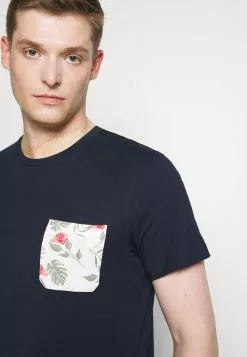 Selected Homme SLHREGFLORAL POCKET TEE - T-shirt Imprimé - Navy Blazer -Selected Homme Soldes Boutique 2df97ff7ce6e4c029de9f7cab44702fb