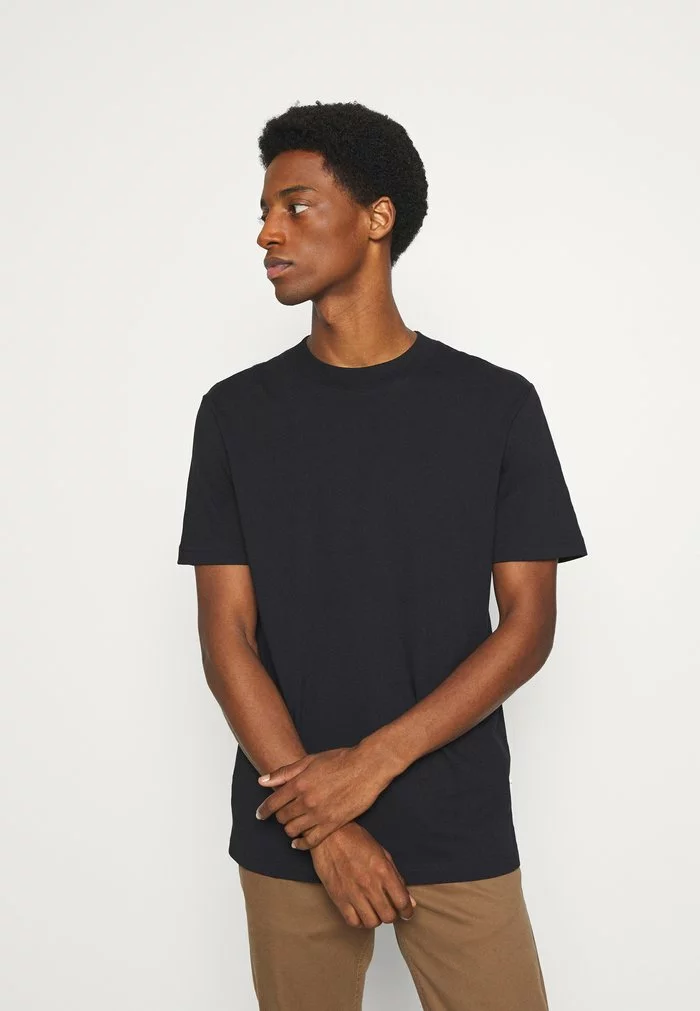 Selected Homme SLHRELAXCOLMAN O NECK - T-shirt Basique - Black 1 Selected Homme SLHRELAXCOLMAN O NECK - T-shirt Basique - Black