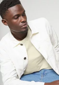 Selected Homme RELAXLANCE TEE - T-shirt Imprimé - Oatmeal 9 Selected Homme RELAXLANCE TEE - T-shirt Imprimé - Oatmeal -Selected Homme Soldes Boutique 2f7bcc6155d74ddb83b1f7f308c37383