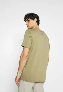 Selected Homme SLHWYATT O NECK TEE - T-shirt Basique - Aloe -Selected Homme Soldes Boutique 31c50d94f89f4404bcc3ef58484d76c7