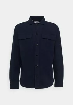 Selected Homme SLHLOOSEKODY SOLID - Chemise - Navy Blazer 8 Selected Homme SLHLOOSEKODY SOLID - Chemise - Navy Blazer -Selected Homme Soldes Boutique 35d5b6df1ae245278c133bad1feefac1