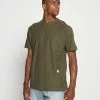 Selected Homme SLHRELAXALBION O NECK TEE - T-shirt Basique - Olive Night