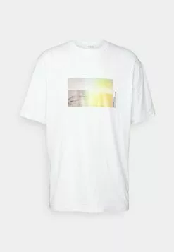 Selected Homme SLHLOOSEGUNTHER SS O-NECK - T-shirt Imprimé - Bright White -Selected Homme Soldes Boutique 3b46e1371fa04825af9ae8a935e291e8