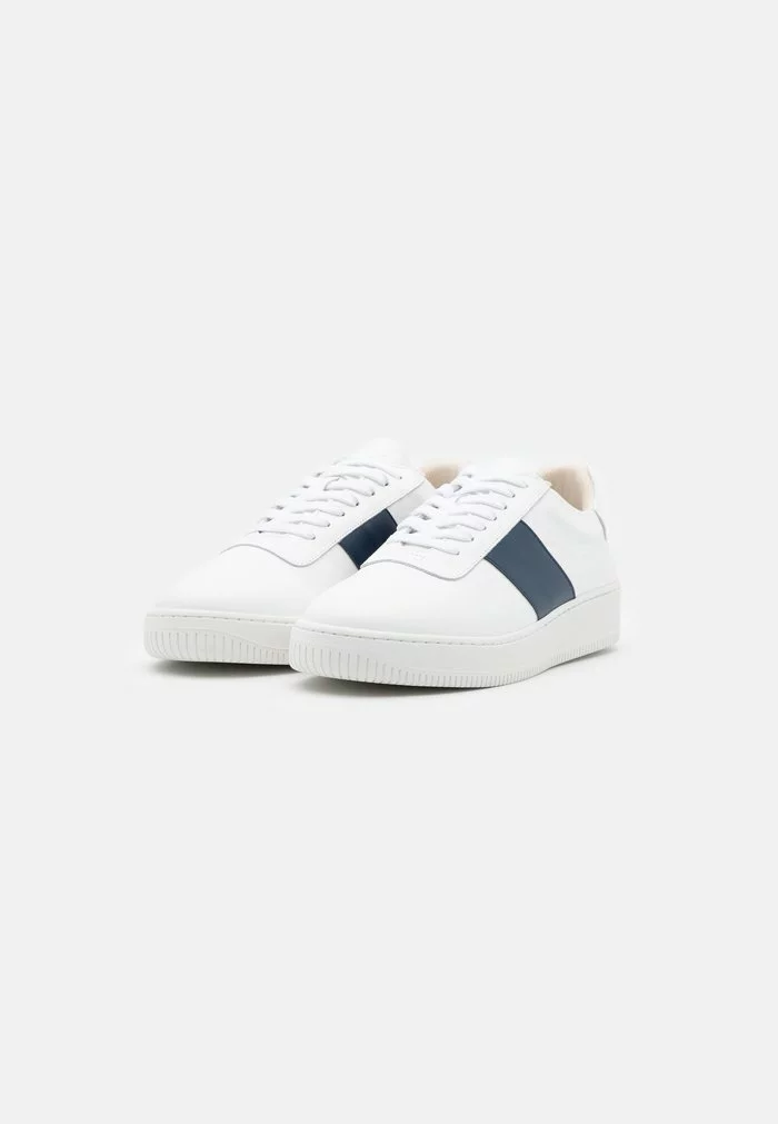 Selected Homme SLHOSCAR CLEAN - Baskets Basses - Dark Navy 4 Selected Homme SLHOSCAR CLEAN - Baskets Basses - Dark Navy – Image 4