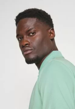 Selected Homme SLHFAVE ZIP - Polo - Granite Green 11 Selected Homme SLHFAVE ZIP - Polo - Granite Green -Selected Homme Soldes Boutique 3d1da5c2e8df4ffa836ea5f6b3f7cd30