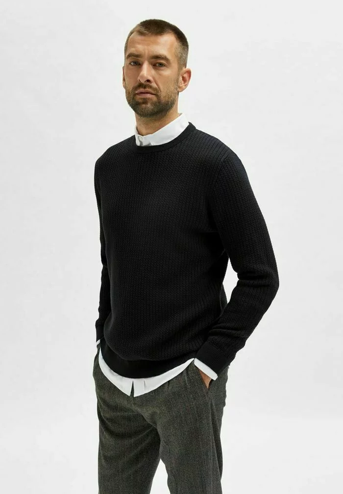 Selected Homme Pullover - Black 1 Selected Homme Pullover - Black