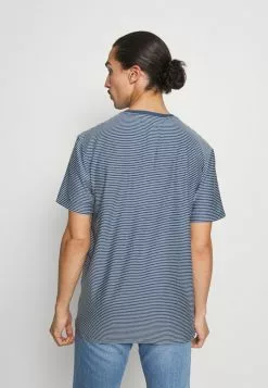 Selected Homme SLHRELAXTRISTAN STRIPE O NECK - T-shirt Imprimé - Federal Blue/egret -Selected Homme Soldes Boutique 44535d2fca9a4d3b9f6e862341aa7c70