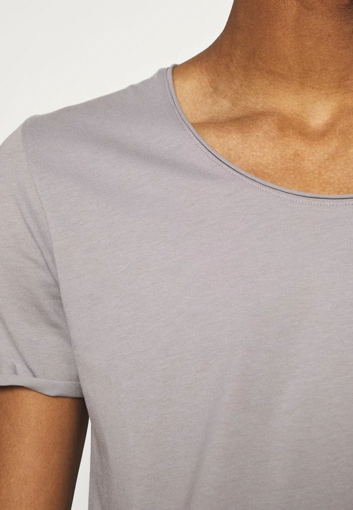 Selected Homme SLHNEWMERCE O NECK TEE 3PACK - T-shirt Basique - Navy Blazer/frost Gray/winetastin 8 Selected Homme SLHNEWMERCE O NECK TEE 3PACK - T-shirt Basique - Navy Blazer/frost Gray/winetastin – Image 8