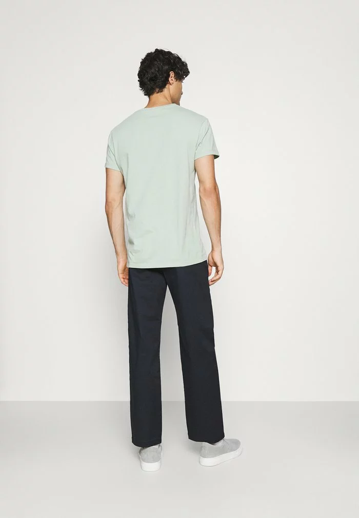 Selected Homme SLHLOOSE FLEX - Chino - Dark Sapphire 3 Selected Homme SLHLOOSE FLEX - Chino - Dark Sapphire – Image 3