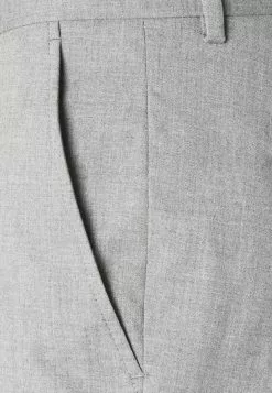 Selected Homme SLHSLIM MYLOLOGAN CROP SUIT - Costume - Light Grey Melange 26 Selected Homme SLHSLIM MYLOLOGAN CROP SUIT - Costume - Light Grey Melange -Selected Homme Soldes Boutique 51005c4ea915448fa27005301a96a978