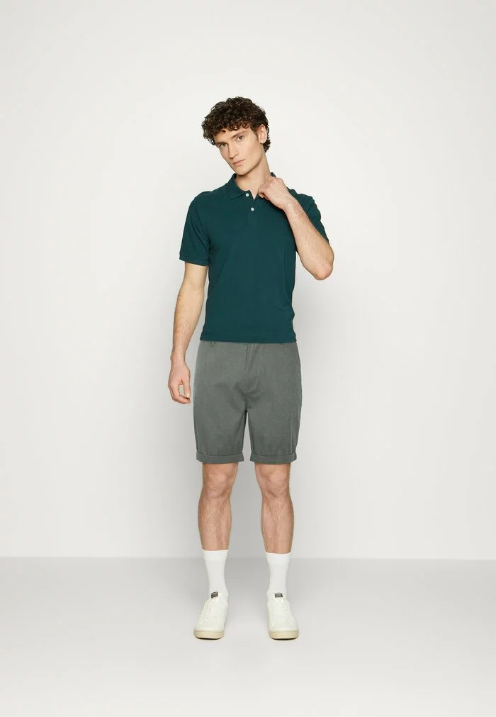 Selected Homme SLHLUTON FLEX - Short - Agave Green/black 2 Selected Homme SLHLUTON FLEX - Short - Agave Green/black – Image 2
