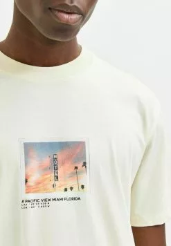 Selected Homme SLHRELAXDENTON - T-shirt Imprimé - Lemon Icing -Selected Homme Soldes Boutique 52e13281109946e7a2009737049759eb