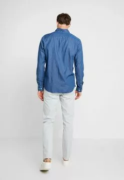 Selected Homme NOOS - Chemise - Medium Blue Denim 8 Selected Homme NOOS - Chemise - Medium Blue Denim -Selected Homme Soldes Boutique 551124fa9f1a481e9e72c8d81c8188b3