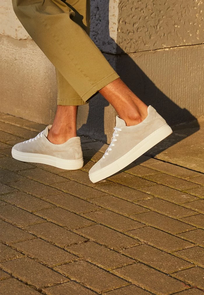 Selected Homme SLHDAVID CHUNKY TRAINER - Baskets Basses - Flint Gray 4 Selected Homme SLHDAVID CHUNKY TRAINER - Baskets Basses - Flint Gray – Image 4