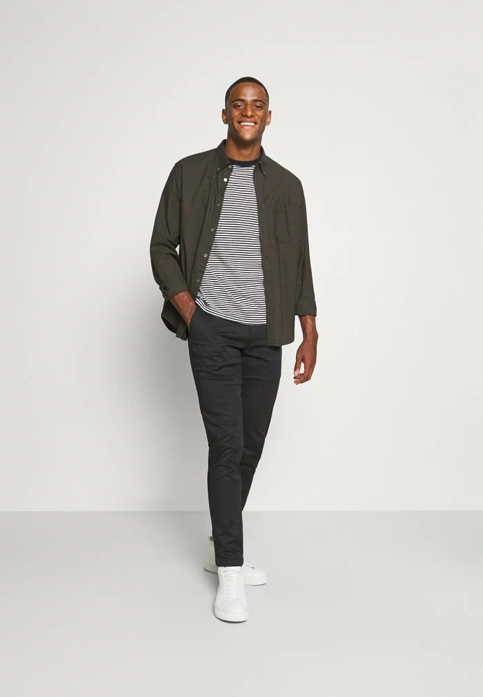 Selected Homme SLHSLIM BUCKLEY FLEX PANTS - Pantalon Classique - Black 2 Selected Homme SLHSLIM BUCKLEY FLEX PANTS - Pantalon Classique - Black – Image 2