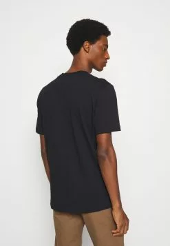 Selected Homme SLHRELAXCOLMAN O NECK - T-shirt Basique - Black 8 Selected Homme SLHRELAXCOLMAN O NECK - T-shirt Basique - Black -Selected Homme Soldes Boutique 5e12736a28704dada3b48026adf29848