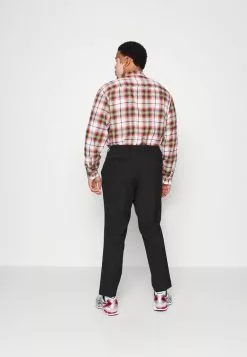 Selected Homme SLHTAPE JUSTIN CROP PANT - Pantalon Classique - Black -Selected Homme Soldes Boutique 5e2f0b23d0c24056a27bc250278729d5