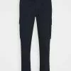Selected Homme SLHLOOSETAPERED AIDEN PANTS - Pantalon Cargo - Dark Sapphire