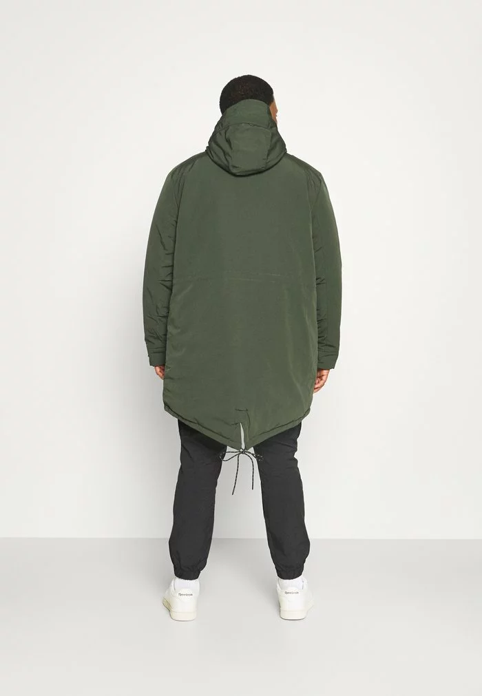 Selected Homme SLHSUST ICONICS FISHTAIL - Parka - Climbing Ivy 3 Selected Homme SLHSUST ICONICS FISHTAIL - Parka - Climbing Ivy – Image 3