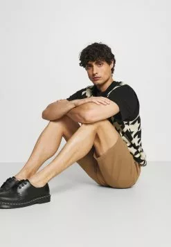 Selected Homme SLHCHESTER FLEX CAMP - Short - Ermine 12 Selected Homme SLHCHESTER FLEX CAMP - Short - Ermine -Selected Homme Soldes Boutique 613e0038fd9a49809ed6c5512fa415ad