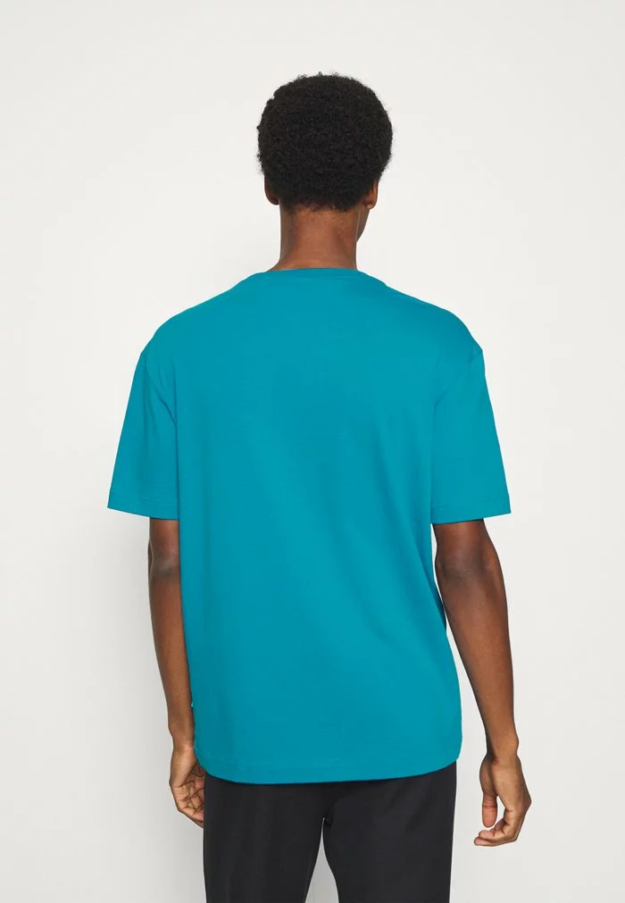 Selected Homme SLHLOOSEGILMAN O NECK TEE - T-shirt Basique - Bluejay 3 Selected Homme SLHLOOSEGILMAN O NECK TEE - T-shirt Basique - Bluejay – Image 3