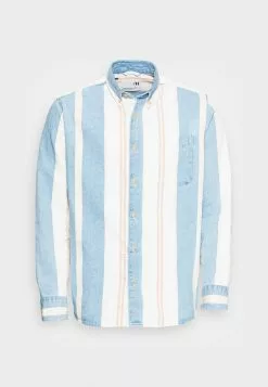Selected Homme SLHBRAD LOOSE - Chemise - Light Blue Denim -Selected Homme Soldes Boutique 665dee96664d4a9db2dec8177b9f1182