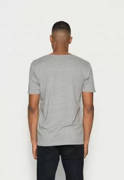 Selected Homme SLHLUKE O-NECK TEE - T-shirt Basique - Light Grey Melange 7 Selected Homme SLHLUKE O-NECK TEE - T-shirt Basique - Light Grey Melange -Selected Homme Soldes Boutique 680e2453e0b746c0a1bf97f3555a34d7