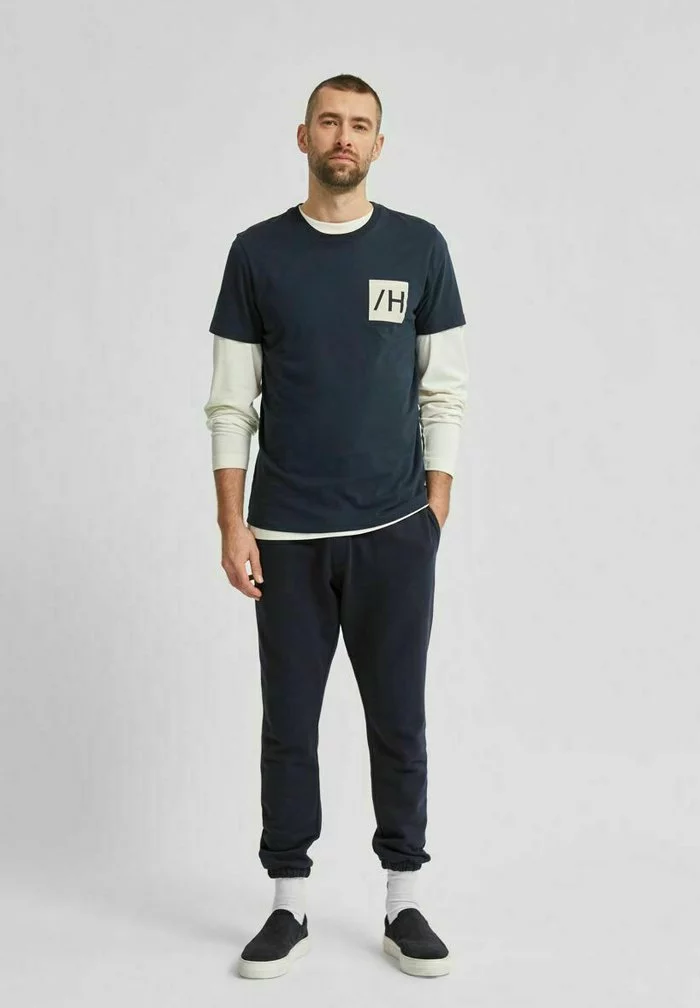 Selected Homme T-shirt Imprimé - Sky Captain 2 Selected Homme T-shirt Imprimé - Sky Captain – Image 2