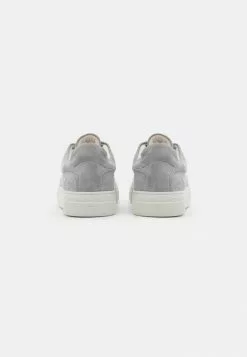 Selected Homme SLHDAVID CHUNKY TRAINER - Baskets Basses - Flint Gray 13 Selected Homme SLHDAVID CHUNKY TRAINER - Baskets Basses - Flint Gray -Selected Homme Soldes Boutique 6da216bd05ce4fc8b696bf4e5ed3835c