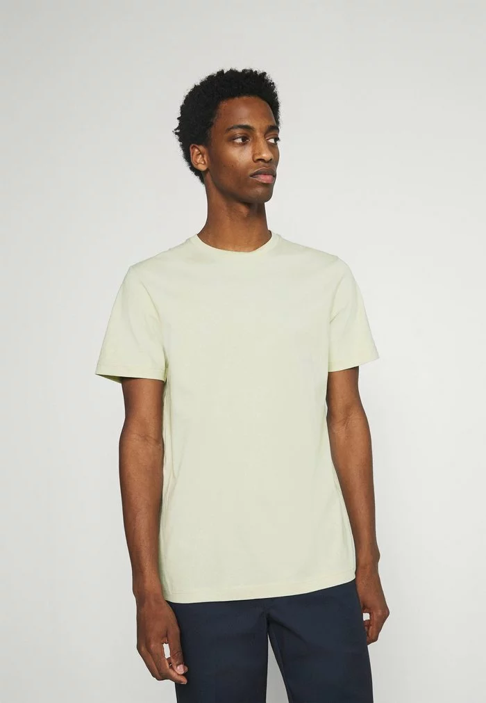 Selected Homme SLHNORMAN O NECK TEE - T-shirt Basique - Alfalfa 1 Selected Homme SLHNORMAN O NECK TEE - T-shirt Basique - Alfalfa
