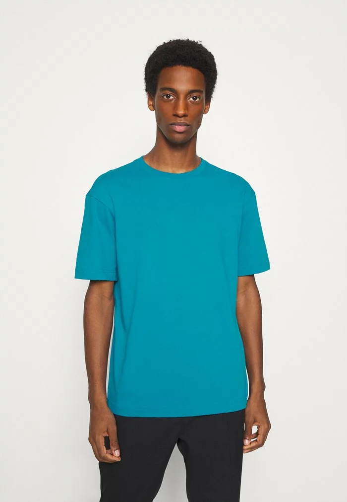 Selected Homme SLHLOOSEGILMAN O NECK TEE - T-shirt Basique - Bluejay 1 Selected Homme SLHLOOSEGILMAN O NECK TEE - T-shirt Basique - Bluejay