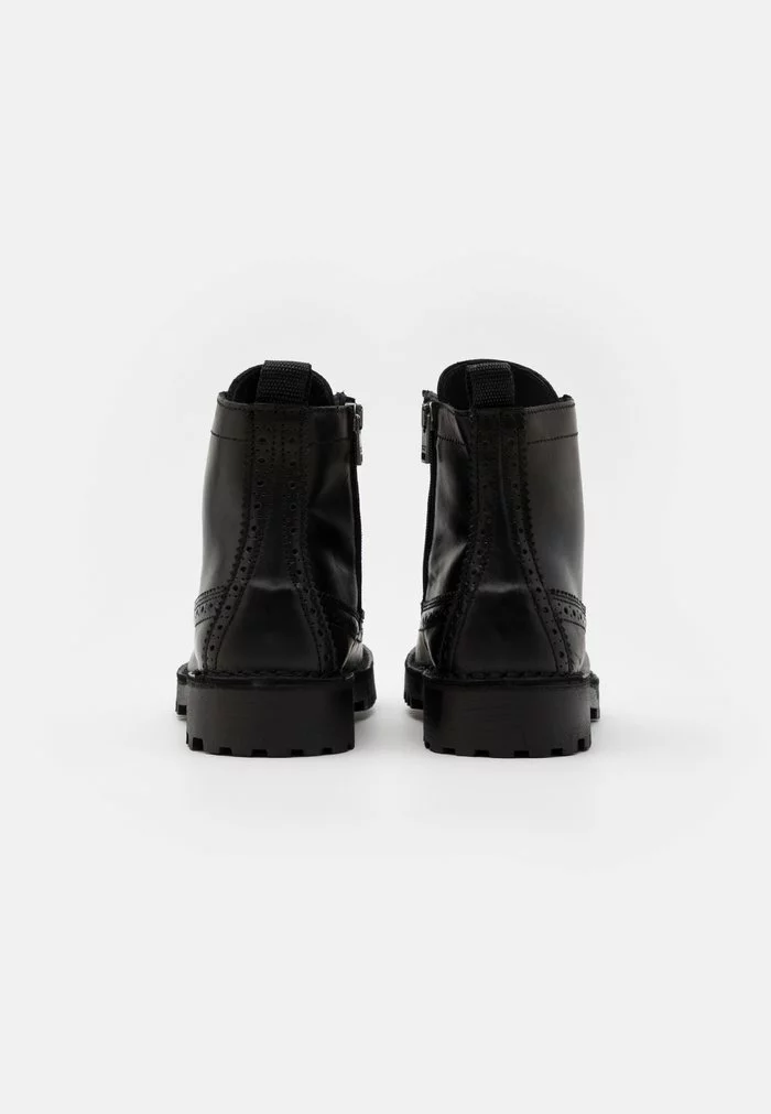 Selected Homme SLHRICKY BROGUE BOOT - Bottines à Lacets - Black 3 Selected Homme SLHRICKY BROGUE BOOT - Bottines à Lacets - Black – Image 3