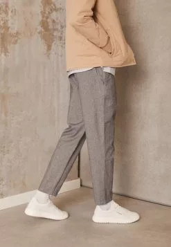 Selected Homme SLIMTAPERED NEWTON - Pantalon Classique - Black/oatmeal -Selected Homme Soldes Boutique 75276b4fd9654e128e50174e1237baa9